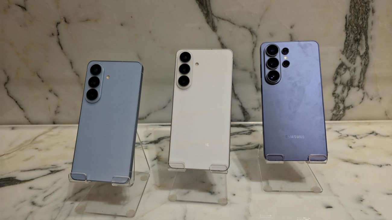From left to right: A Samsung Galaxy S26, S26+ and S26 Ultra